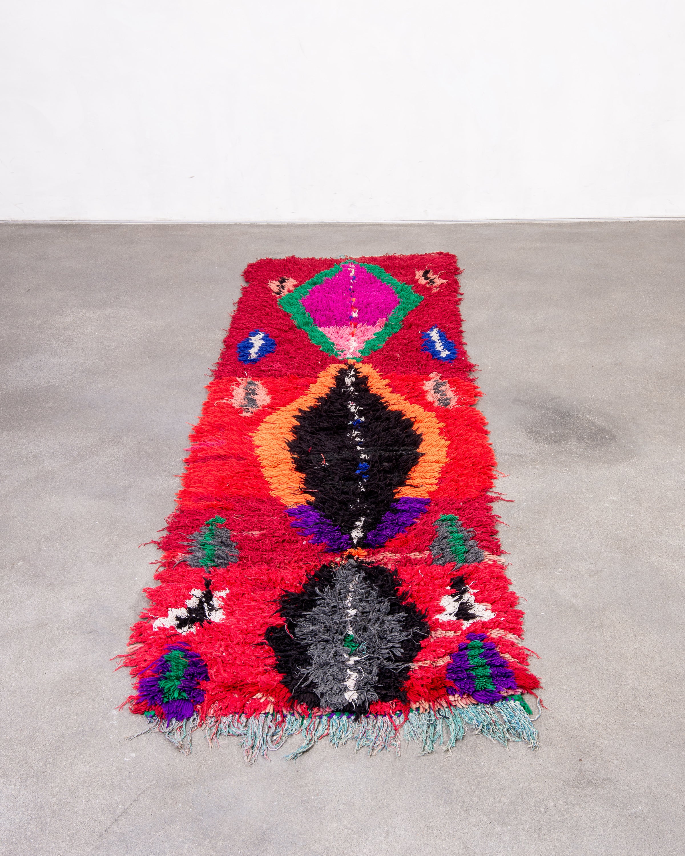 Modern designer handcrafted Berber rug from morocco Beniourain with beautiful colors and patterns